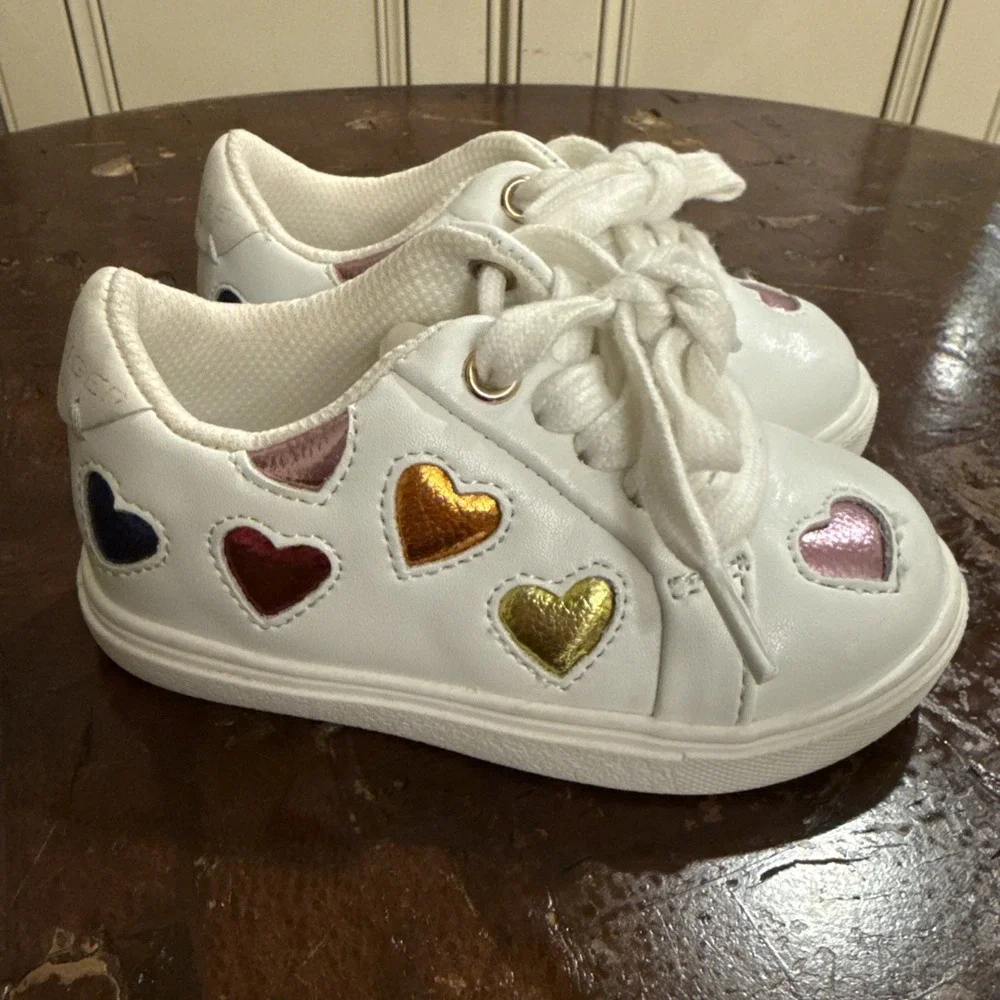 Kurt Geiger Mini Lane Love White Leather Hearts Girls School Shoes Sz 6